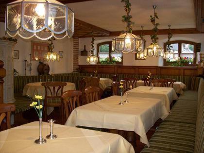 Landhotel Zahn'S Weisses Roessle - Ruhig Schlafen- Gut Fruehstuecken - Lecker Essen Dietmannsried Exterior photo